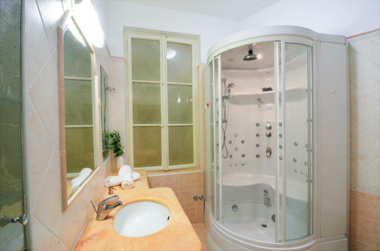 Villa Palma Opatija Exteriör bild