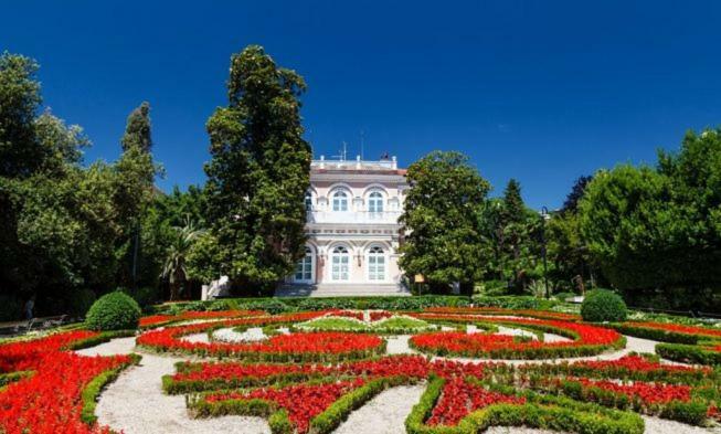Villa Palma Opatija Exteriör bild